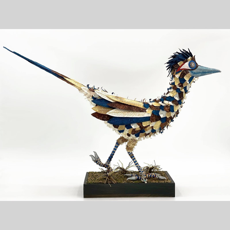 Road runner sculpture Catch Me If You Can